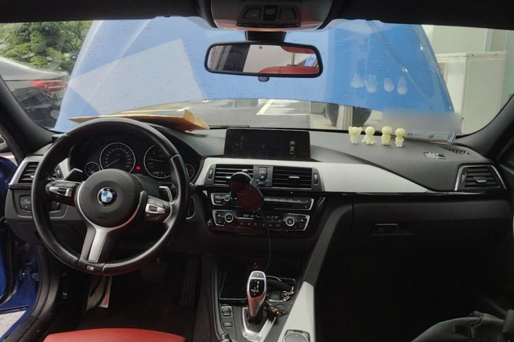 Used BMW 3 Series 2016 328i M Sport Center Console