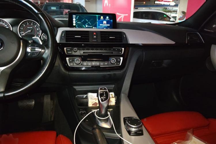 Used BMW 3 Series 2016 328i M Sport Center Console