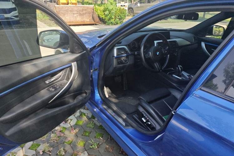 Used BMW 3 Series 2016 328i xDrive M Sport Edition Driver Seat