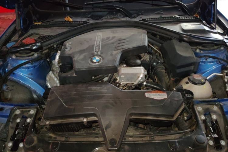 Used BMW 3 Series 2016 328i M Sport Engine Bay