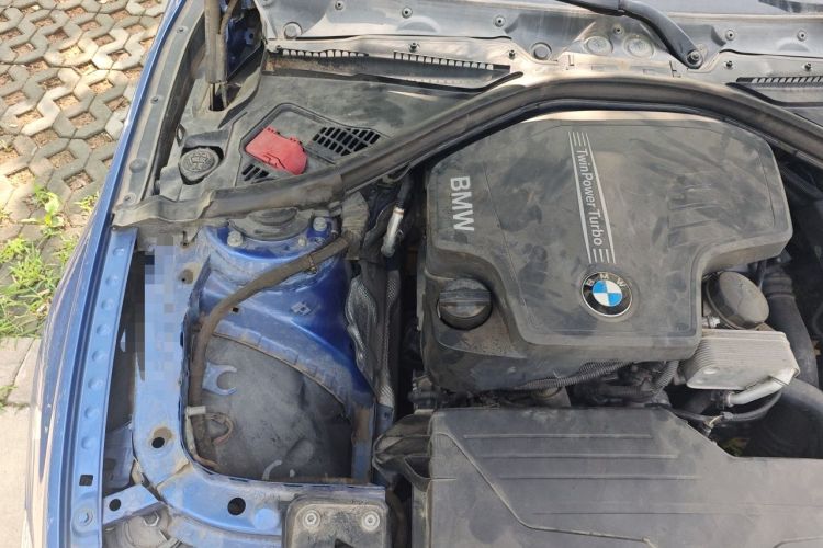 Used BMW 3 Series 2016 328i xDrive M Sport Edition Engine Bay Right