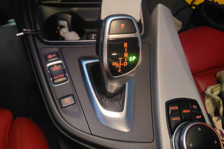Used BMW 3 Series 2016 320i M Sport Gear Lever