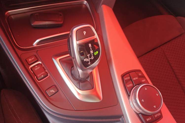 Used BMW 3 Series 2016 320i M Sport Gear Lever