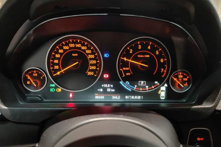 Used BMW 3 Series 2016 328i xDrive M Sport Edition Instrument Cluster