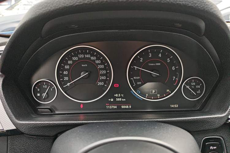 Used BMW 3 Series 2016 328i xDrive M Sport Edition Instrument Cluster