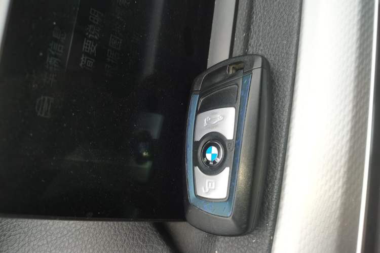Used BMW 3 Series 2016 328i M Sport Interior 1