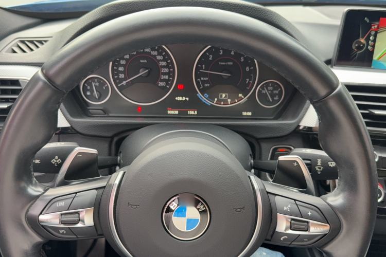 Used BMW 3 Series 2016 320i M Sport Interior 2