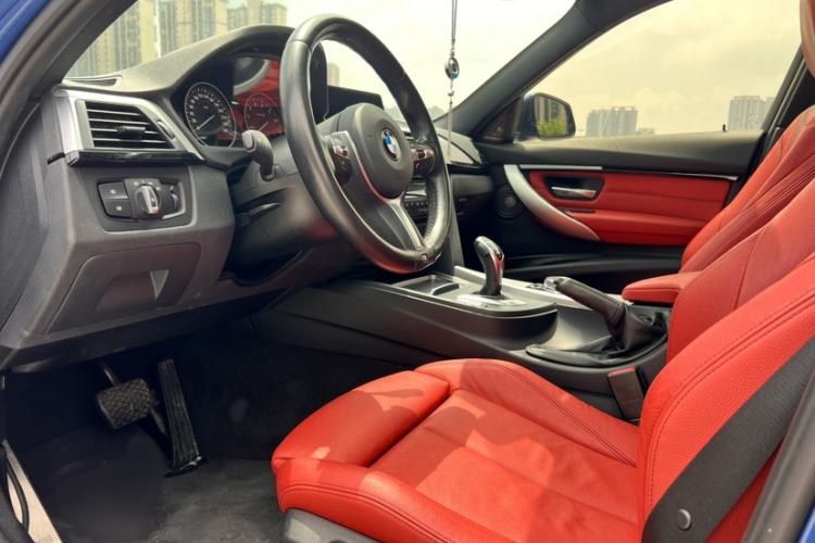 Used BMW 3 Series 2016 328i M Sport Interior 2