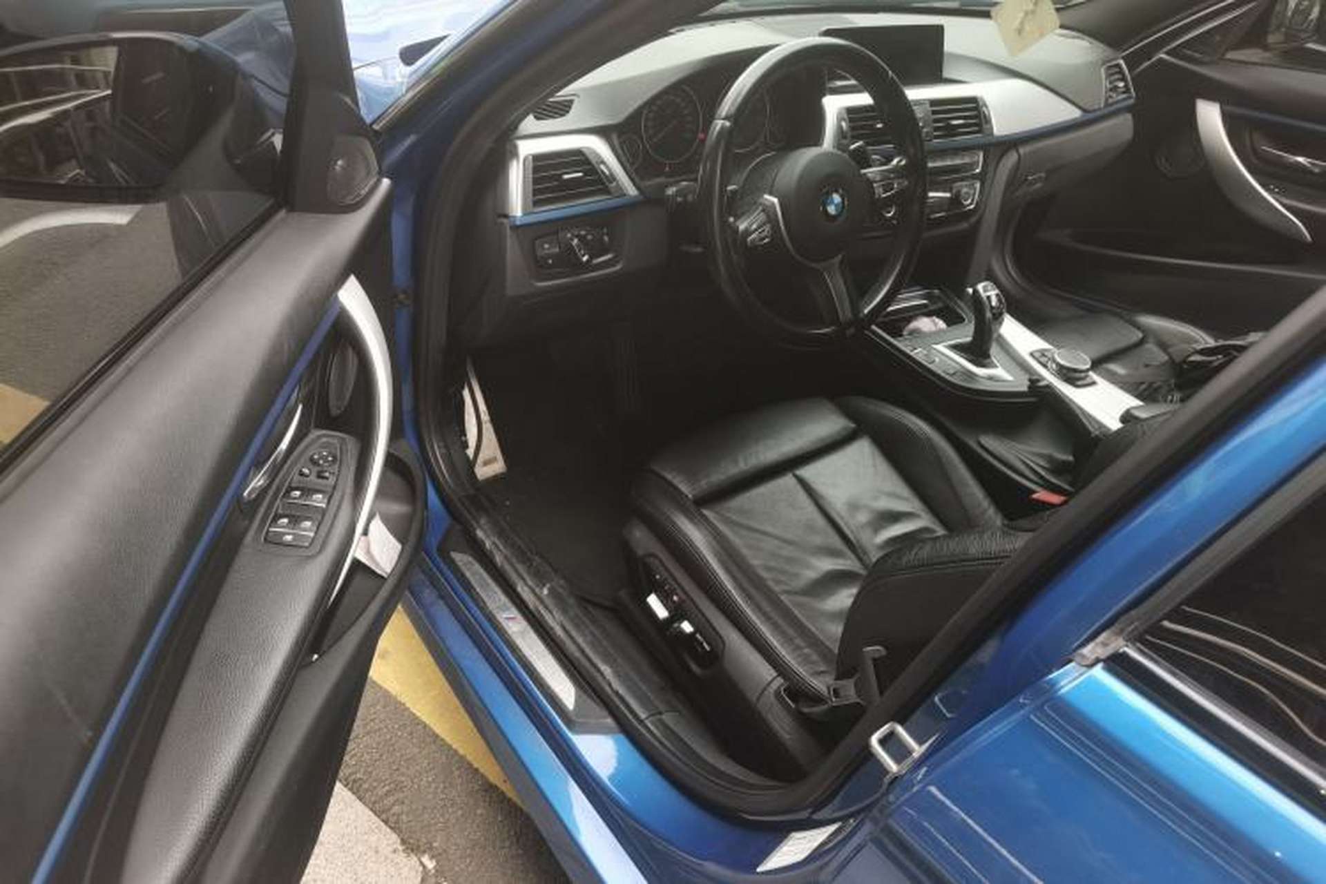 Used BMW 3 Series 2016 328i M Sport Interior 3
