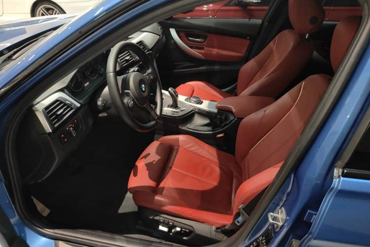 Used BMW 3 Series 2016 328i xDrive M Sport Edition Left Front Seat