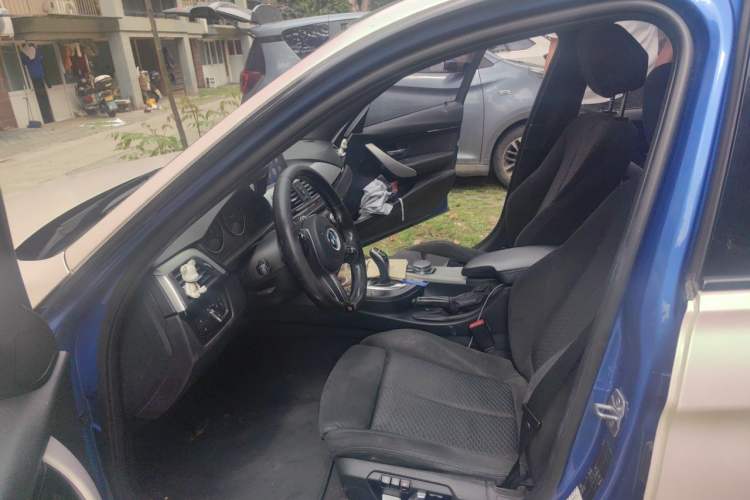 Used BMW 3 Series 2016 320i M Sport Left Front Seat