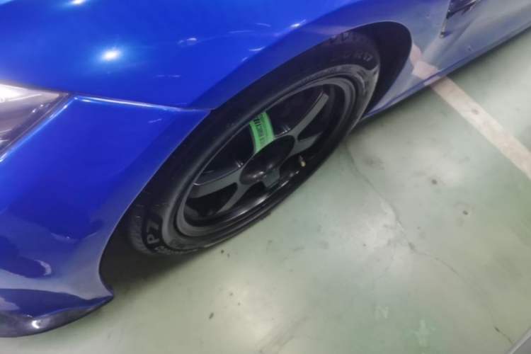 Used BMW 3 Series 2016 320Li Fashion Model Left Front Wheel Hub