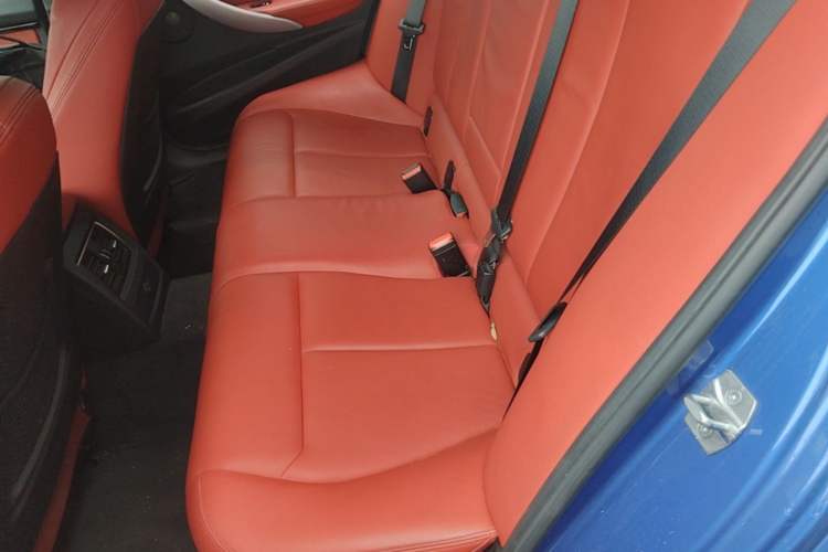Used BMW 3 Series 2016 328i M Sport Left Rear Seat