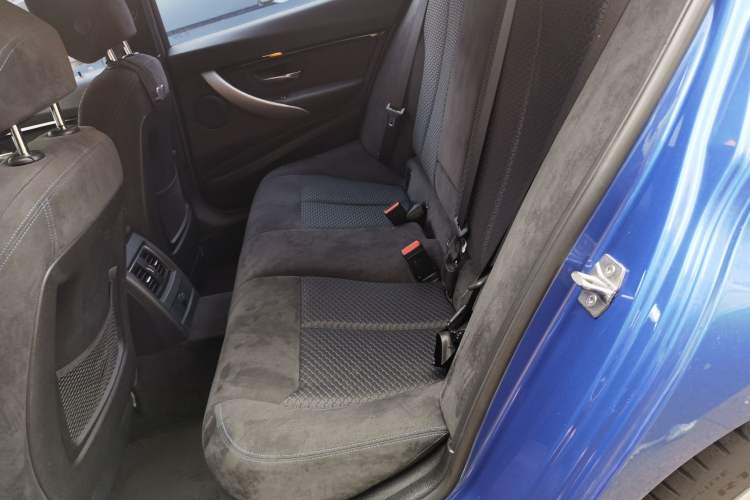 Used BMW 3 Series 2016 320i M Sport Left Rear Seat