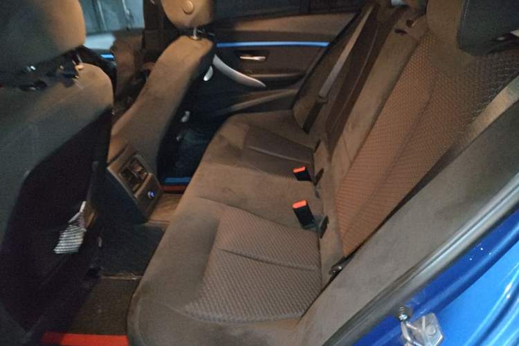 Used BMW 3 Series 2016 320i M Sport Left Rear Seat