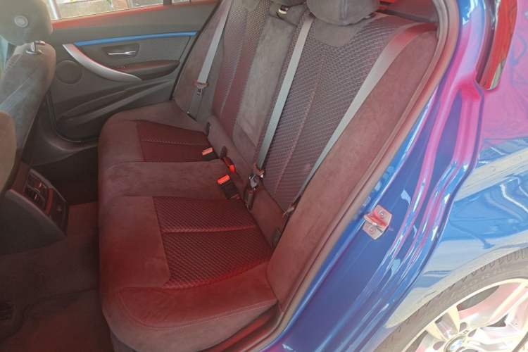 Used BMW 3 Series 2016 320i M Sport Left Rear Seat