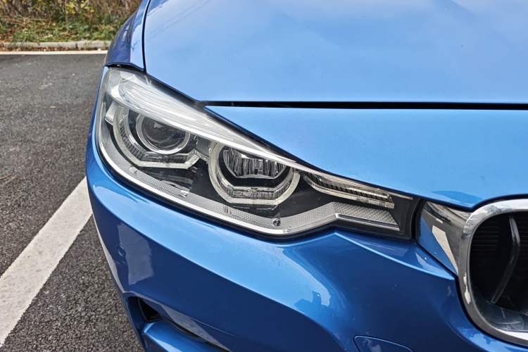Used BMW 3 Series 2016 328i xDrive M Sport Edition Right Front Headlight