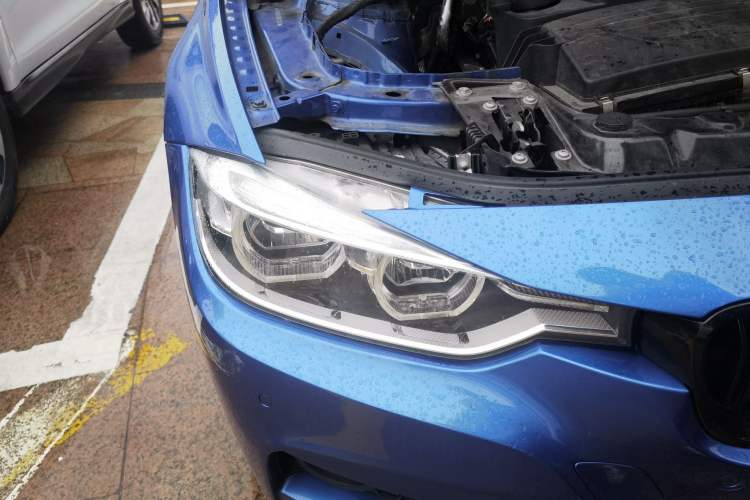 Used BMW 3 Series 2016 320i M Sport Right Front Headlight