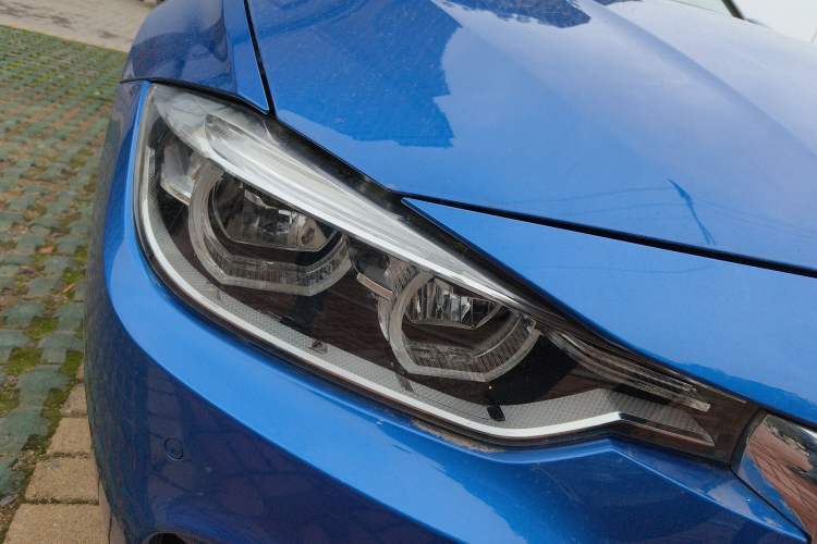 Used BMW 3 Series 2016 328i M Sport Right Front Headlight