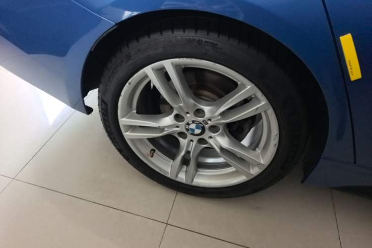 Used BMW 3 Series 2016 328i M Sport Right Rear Wheel Hub