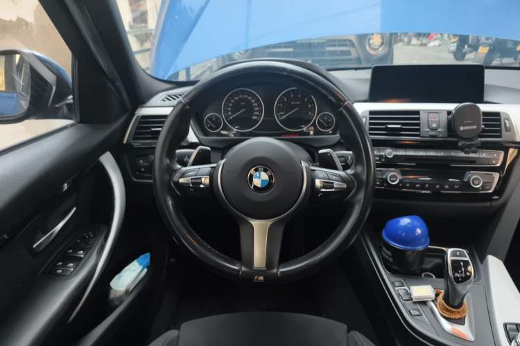 Used BMW 3 Series 2016 320i M Sport Steering Wheel