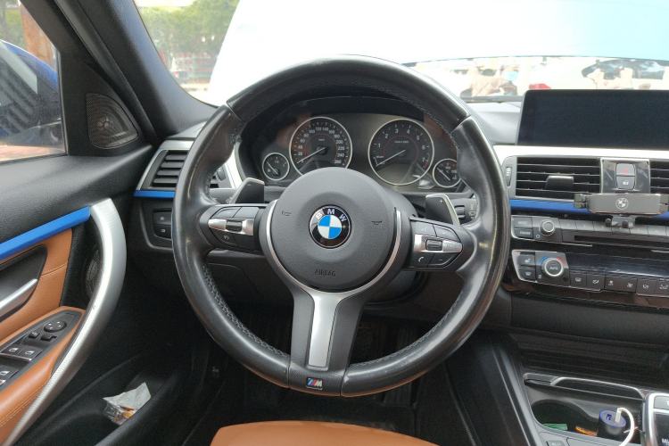 Used BMW 3 Series 2016 328i M Sport Steering Wheel
