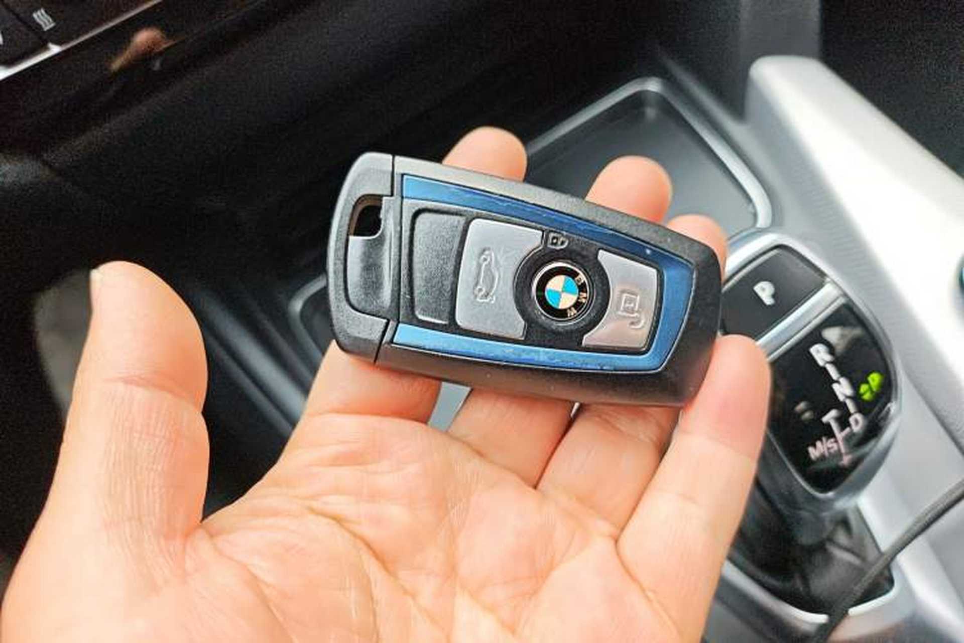 Used BMW 3 Series 2016 328i xDrive M Sport Edition Vehicle Key