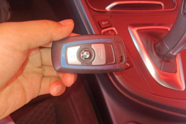 Used BMW 3 Series 2016 320i M Sport Vehicle Key