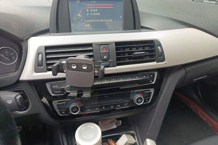 Used BMW 3 Series 2016 320Li Ambition Model Audio And AC Panel