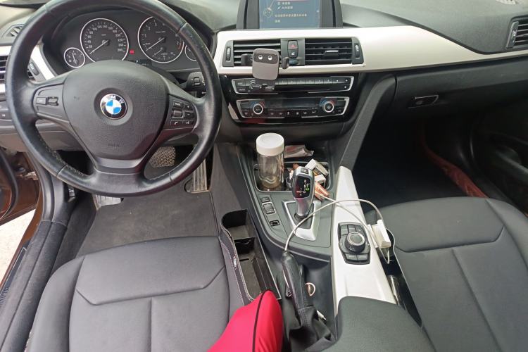 Used BMW 3 Series 2016 320Li Ambition Model Center Console