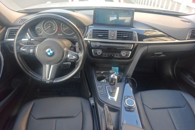 Used BMW 3 Series 2016 320Li Fashion Model Center Console
