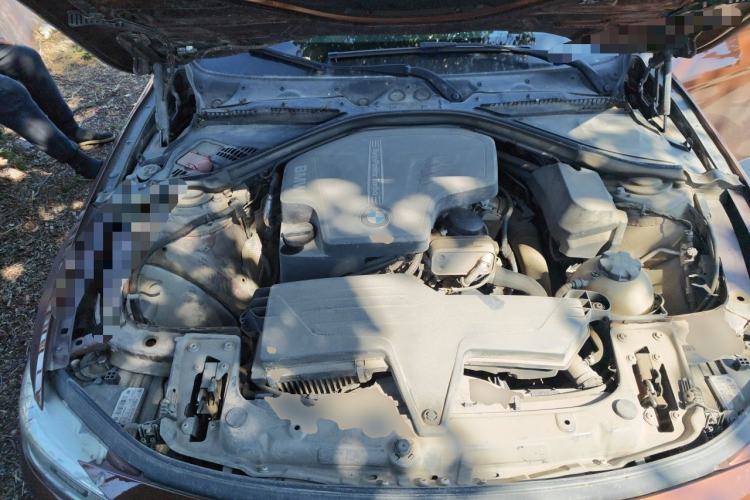 Used BMW 3 Series 2016 320Li Fashion Model Engine Bay
