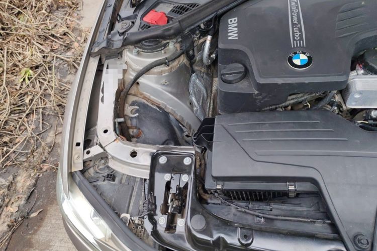 Used BMW 3 Series 2016 320Li Ambition Model Engine Bay Right