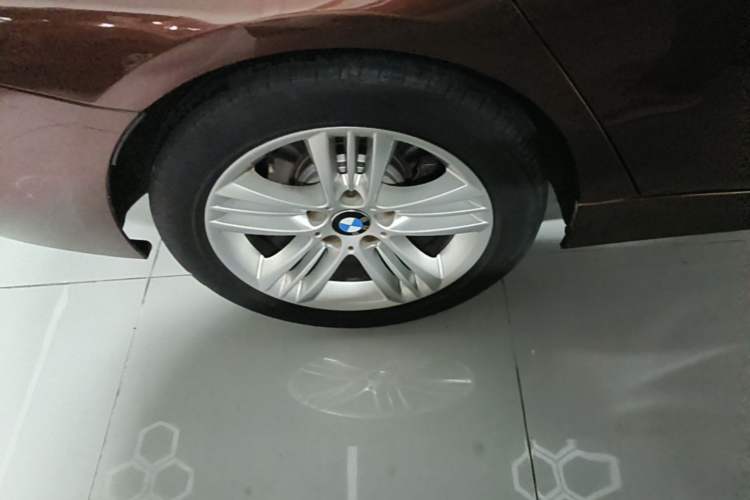 Used BMW 3 Series 2016 320Li Fashion Model Exterior 5