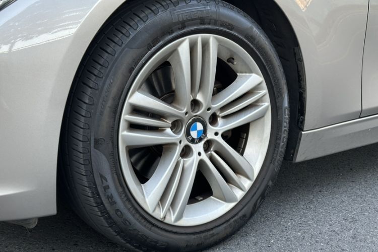 Used BMW 3 Series 2016 320Li Ambition Model Exterior 5
