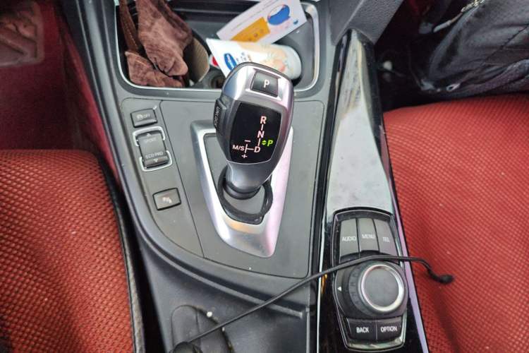 Used BMW 3 Series 2016 320Li Ambition Model Gear Lever