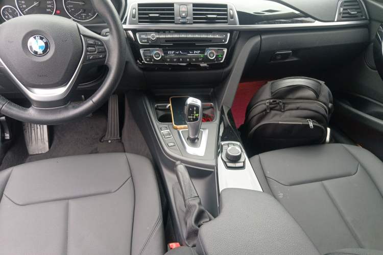 Used BMW 3 Series 2016 320Li Ambition Model Gear Lever