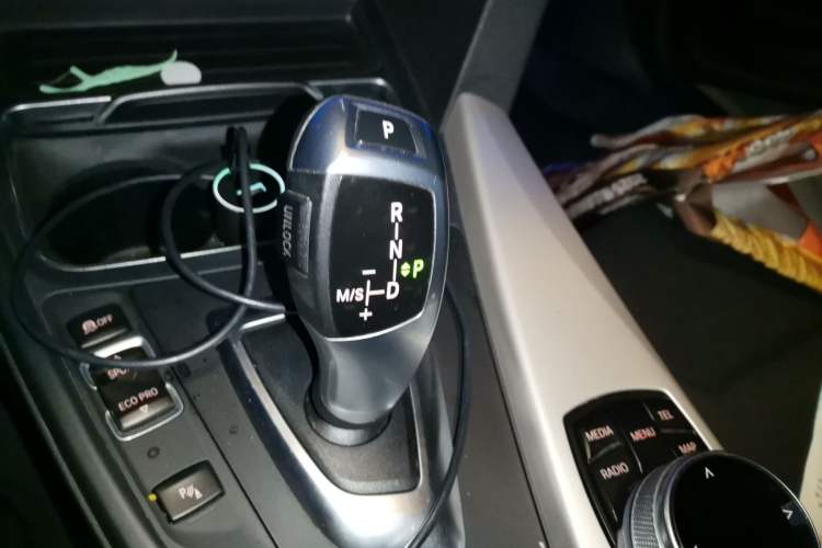 Used BMW 3 Series 2016 320Li Fashion Model Gear Lever