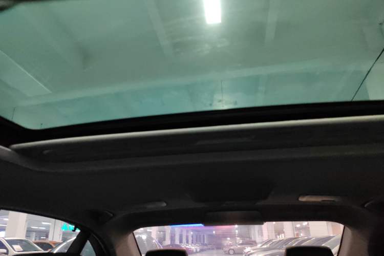 Used BMW 3 Series 2016 320Li Fashion Model Headliner