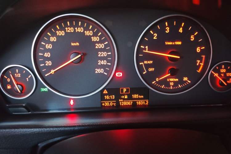 Used BMW 3 Series 2016 320Li Ambition Model Instrument Cluster