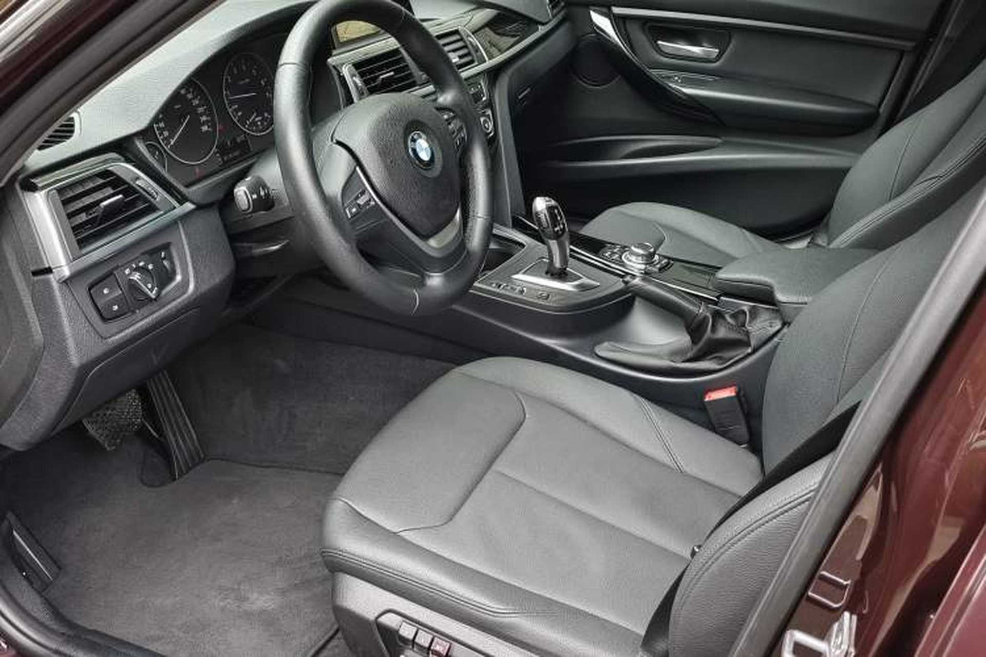 Used BMW 3 Series 2016 320Li Fashion Model Interior 3