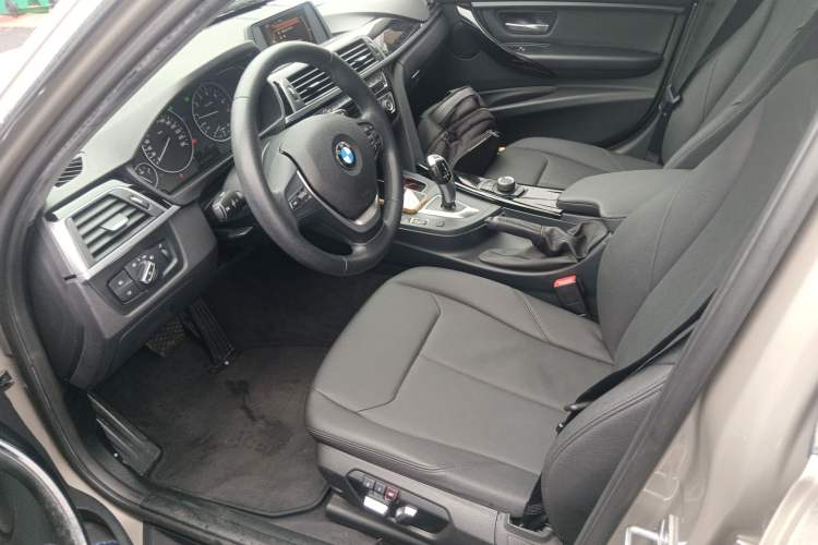 Used BMW 3 Series 2016 320Li Ambition Model Left Front Seat