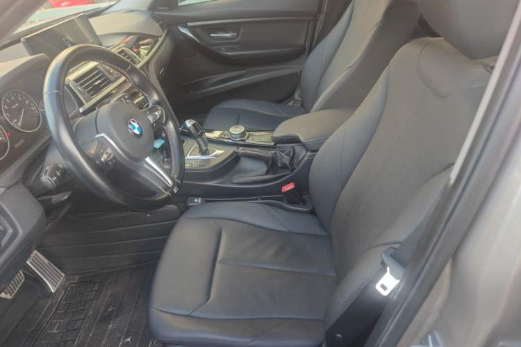 Used BMW 3 Series 2016 320Li Fashion Model Left Front Seat