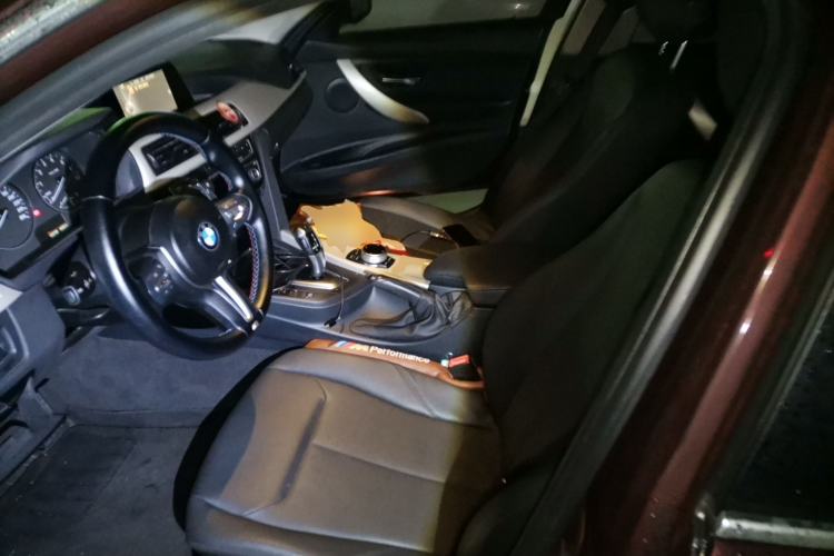Used BMW 3 Series 2016 320Li Fashion Model Left Front Seat