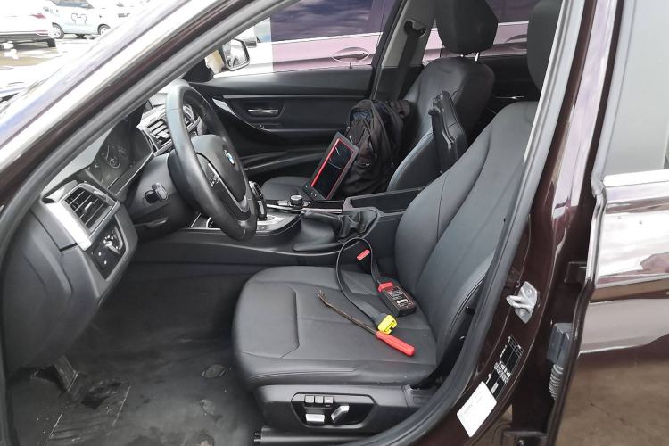 Used BMW 3 Series 2016 320Li Ambition Model Left Front Seat
