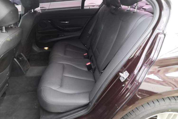 Used BMW 3 Series 2016 320Li Ambition Model Left Rear Seat