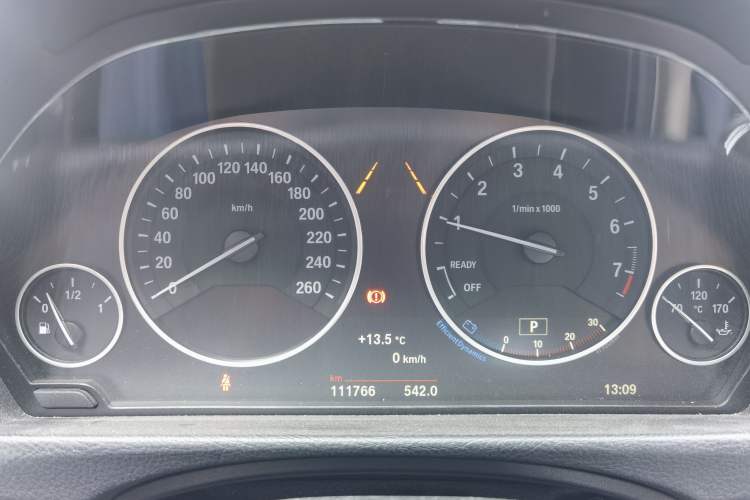 Used BMW 3 Series 2016 335Li Luxury Design Package Odometer Close Up