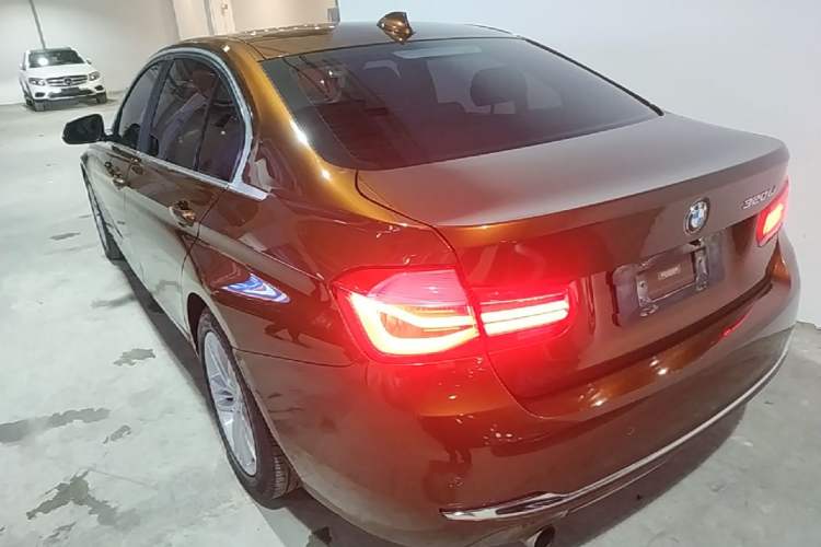 Used BMW 3 Series 2016 320Li Ambition Model Rear Left 45 Deg