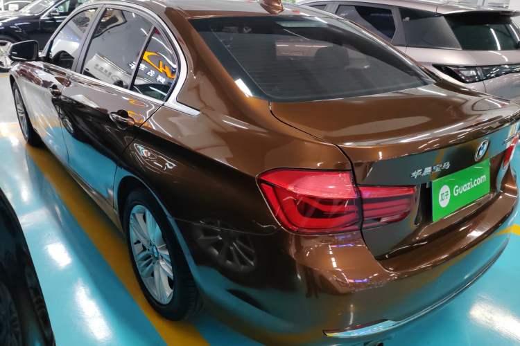 Used BMW 3 Series 2016 320Li Fashion Model Rear Left 45 Deg