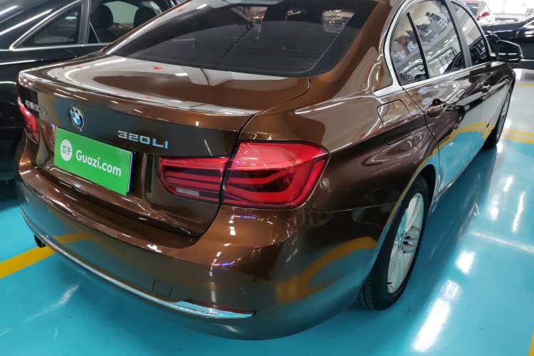 Used BMW 3 Series 2016 320Li Fashion Model Rear Right 45 Deg